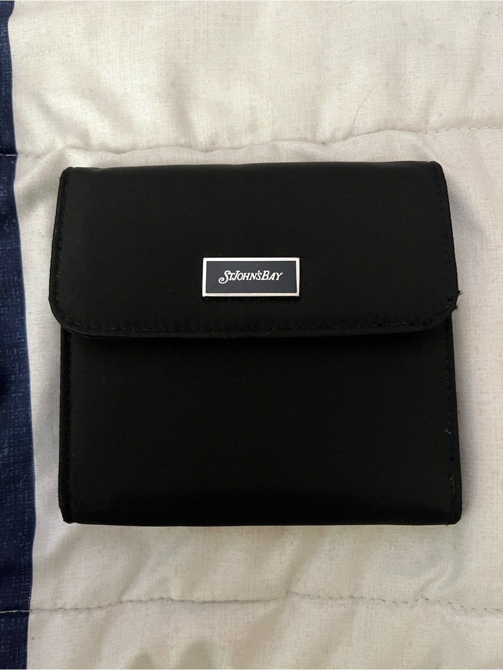 St. John's Bay Black Bi-Fold Wallet with Exterior Zip Pocket